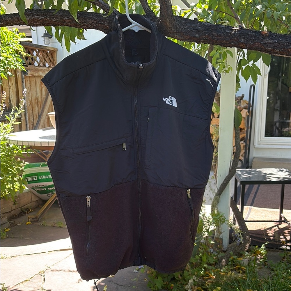 The North Face Black Retro Denali Vest - Vintage